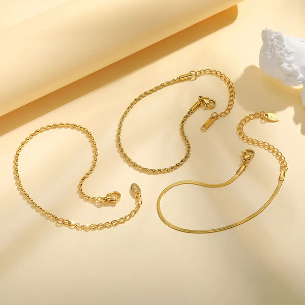 Bracelet chaîne fine dorée inox